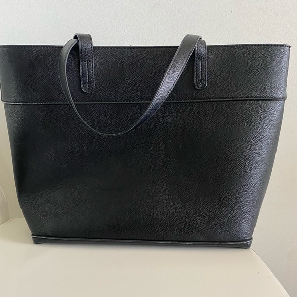 Viv & Lou Tote Purse - Picture 2 of 11